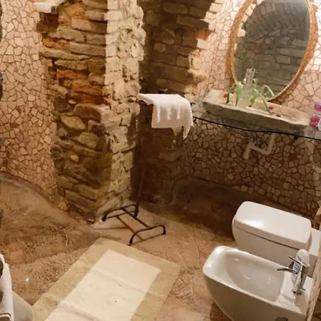 Apartamento I Catari ...nel Cuore Di Monforte dʼAlba